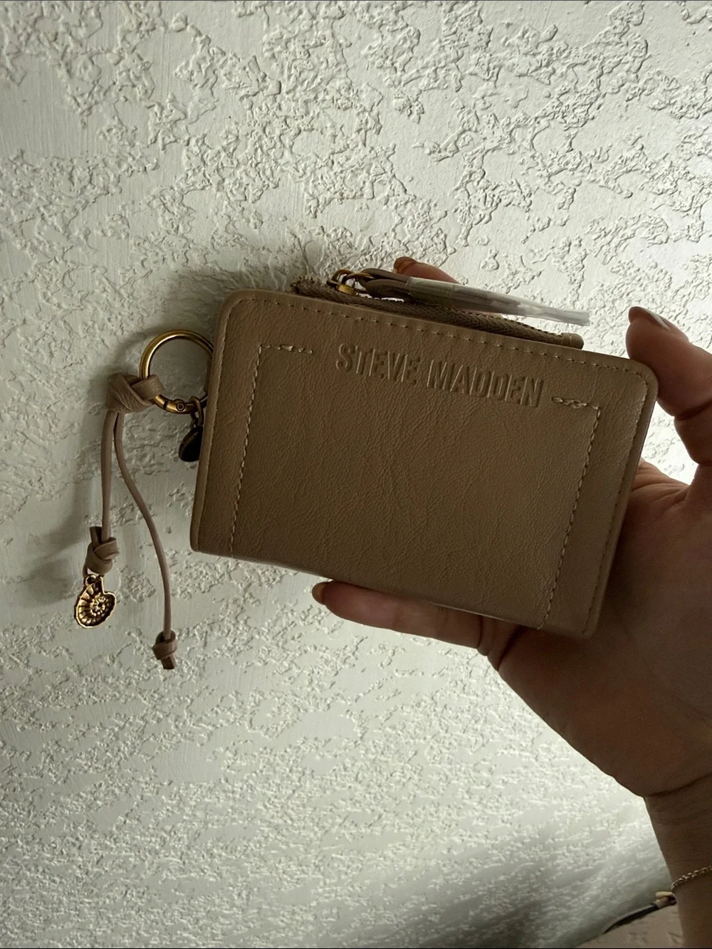 Steve Madden Beige Card Holder with Key Ring and Charm